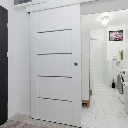 Family Apartment Sklodowskiej-Curie By Renters Apartment *