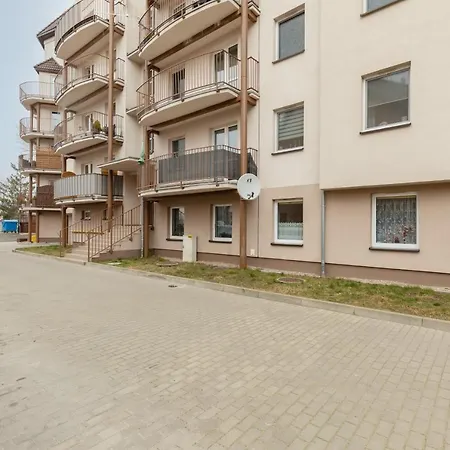 Family Apartment Sklodowskiej-Curie By Renters Apartment Miedzyzdroje